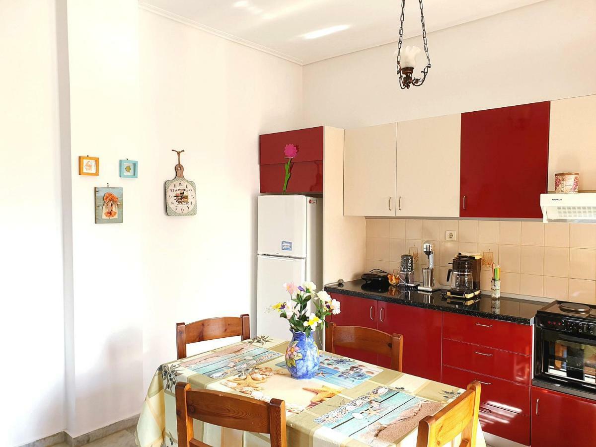 Myrto'S Apartment No15 Loutra Oreas Elenis Zewnętrze zdjęcie